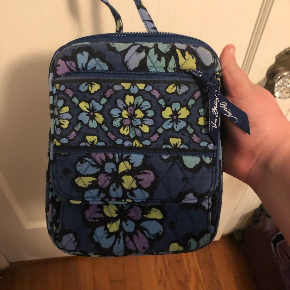Vera Bradley Mini Hipster in Indigo Pop